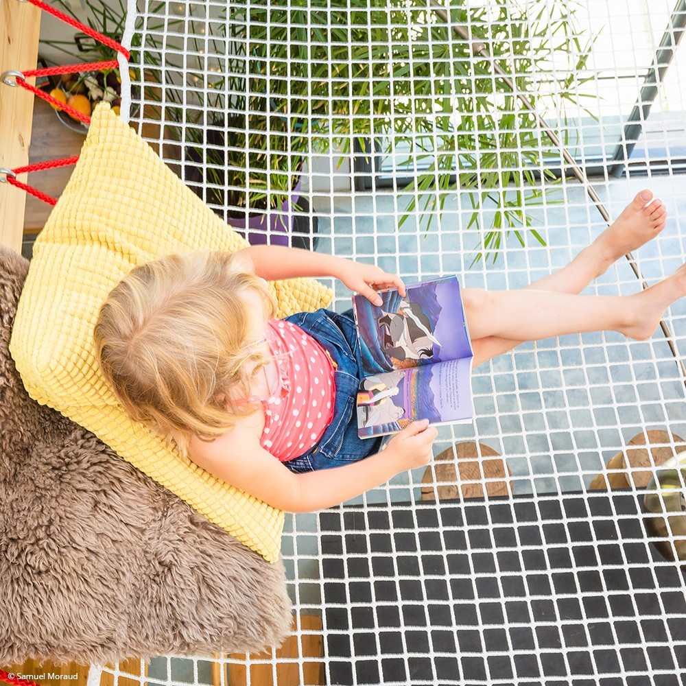 Hammock floor - an original relaxation space