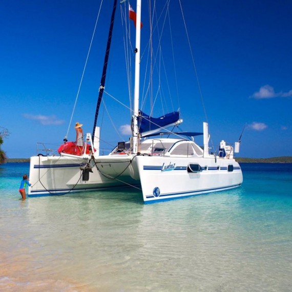 Trampoline net for CATANA 431 catamaran