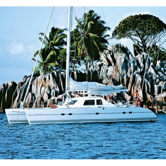 Trampoline for Lagoon 47 catamaran 