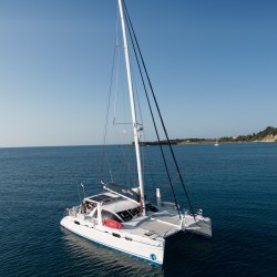CATANA 581 catamaran nets