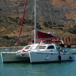 Leopard 3800 catamaran nets