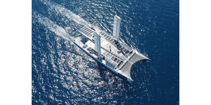 LOFTNETS stattet das wasserstoffbetriebene Schiff Energy Observer mit Netzen aus 