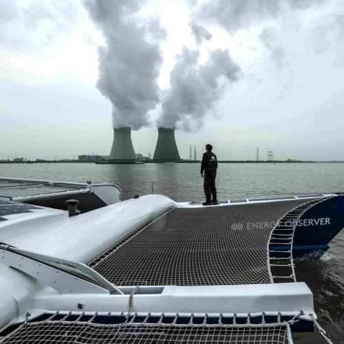 LOFTNETS stattet das wasserstoffbetriebene Schiff Energy Observer mit Netzen aus 