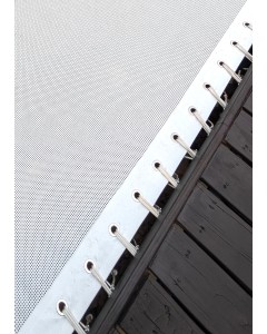 Finition oeillets pour toile technique LOFTNETS
