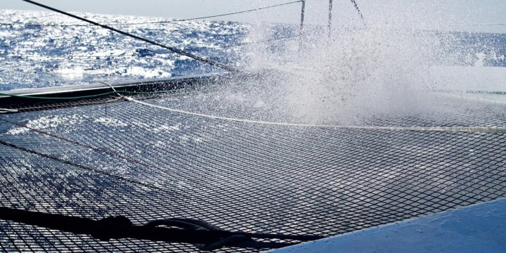 Trampoline LOFTNETS du catamaran de croisière de François Gabart