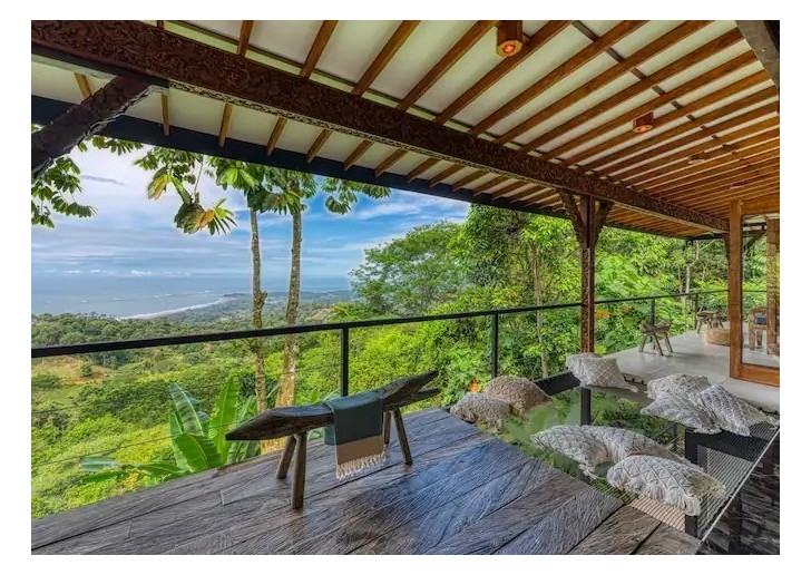 Filet de terrasse en mailles 15 mm polyester Marine 3S®, suspendu en surplomb du fabuleux paysage costaricain