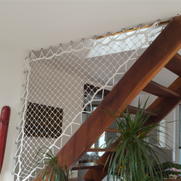 Customized guardrail for wooden staircase