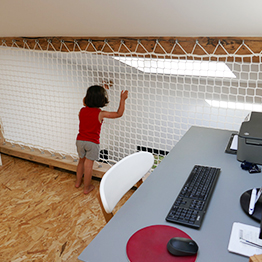 Mezzanine net in an office