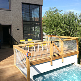 Sécurité de piscine pour terrasse amovible