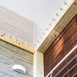 Layout of a teenager's room under slopes with velux - hammock floor